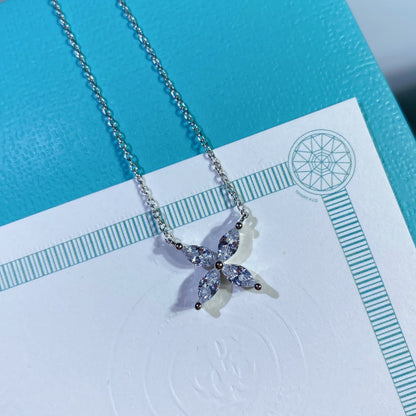 [Hevara Jewelry]PLATINUM AND DIAMOND VICTORIA PENDANT NECKLACE
