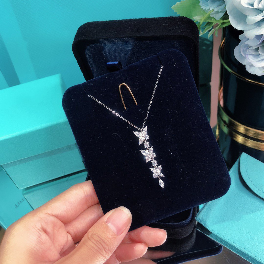 [Hevara Jewelry]MIXED CLUSTER DIAMOND DROP PENDANT