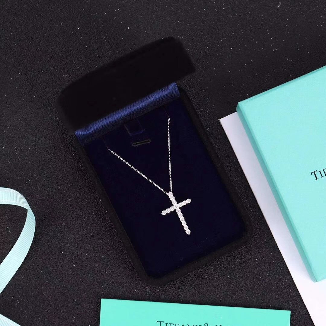[Hevara Jewelry]MOISSANITE STONE CROSS PENDANT NECKLACE SIMULATED DIAMOND CROSS CHOKER