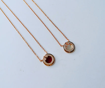 [Hevara Jewelry]DIAMOND AND MOTHER PEARL CIRCLE NECKLACE PENDANT
