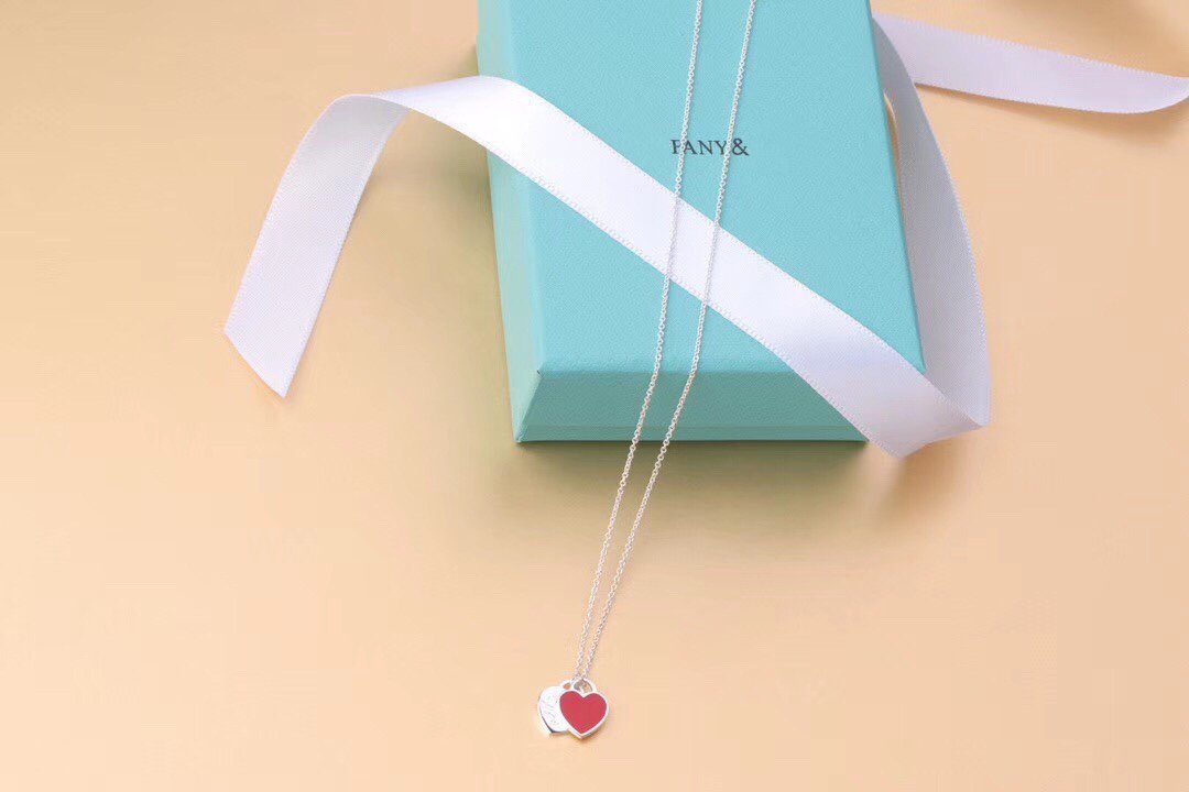 [Hevara Jewelry]DOUBLE HEART TAG PENDANT SILVER MINI NECKLACE
