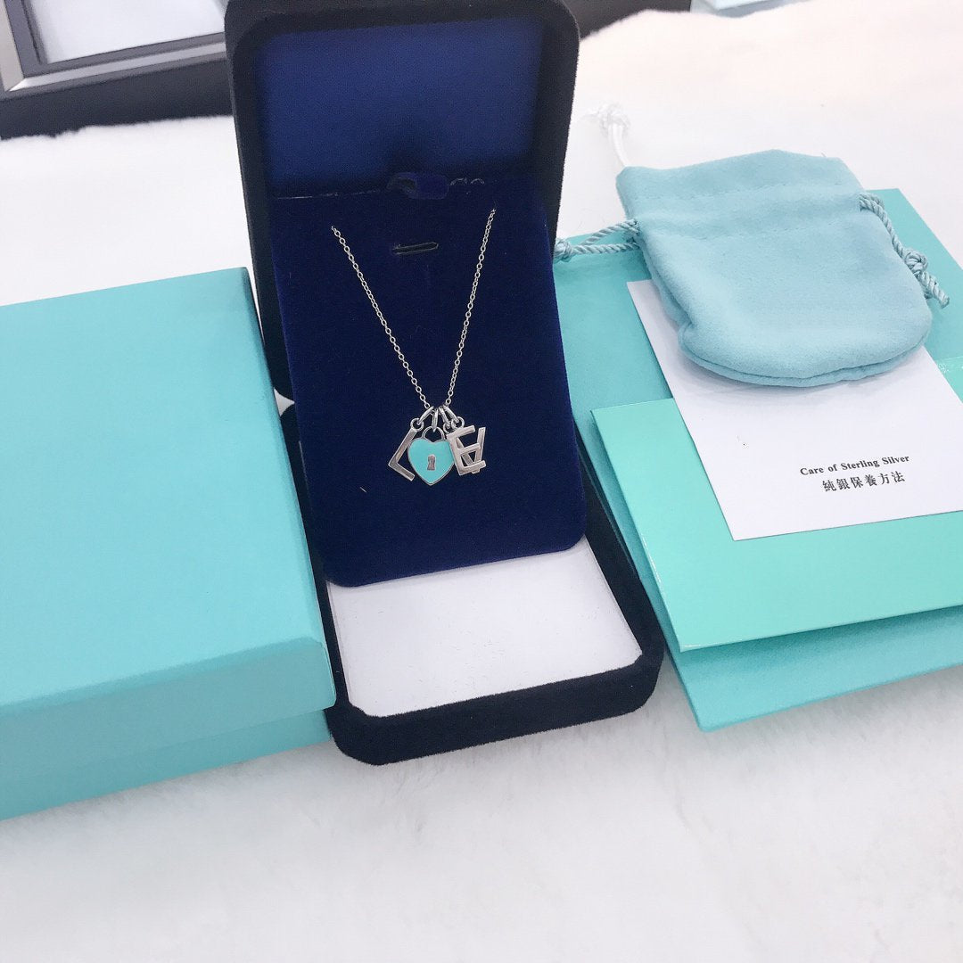 [Hevara Jewelry]COLLAR LOVE PLATA NECKLACE