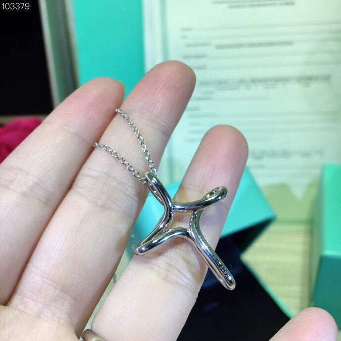 [Hevara Jewelry]CROSS NECKLACE STERLING SILVER MATERIAL
