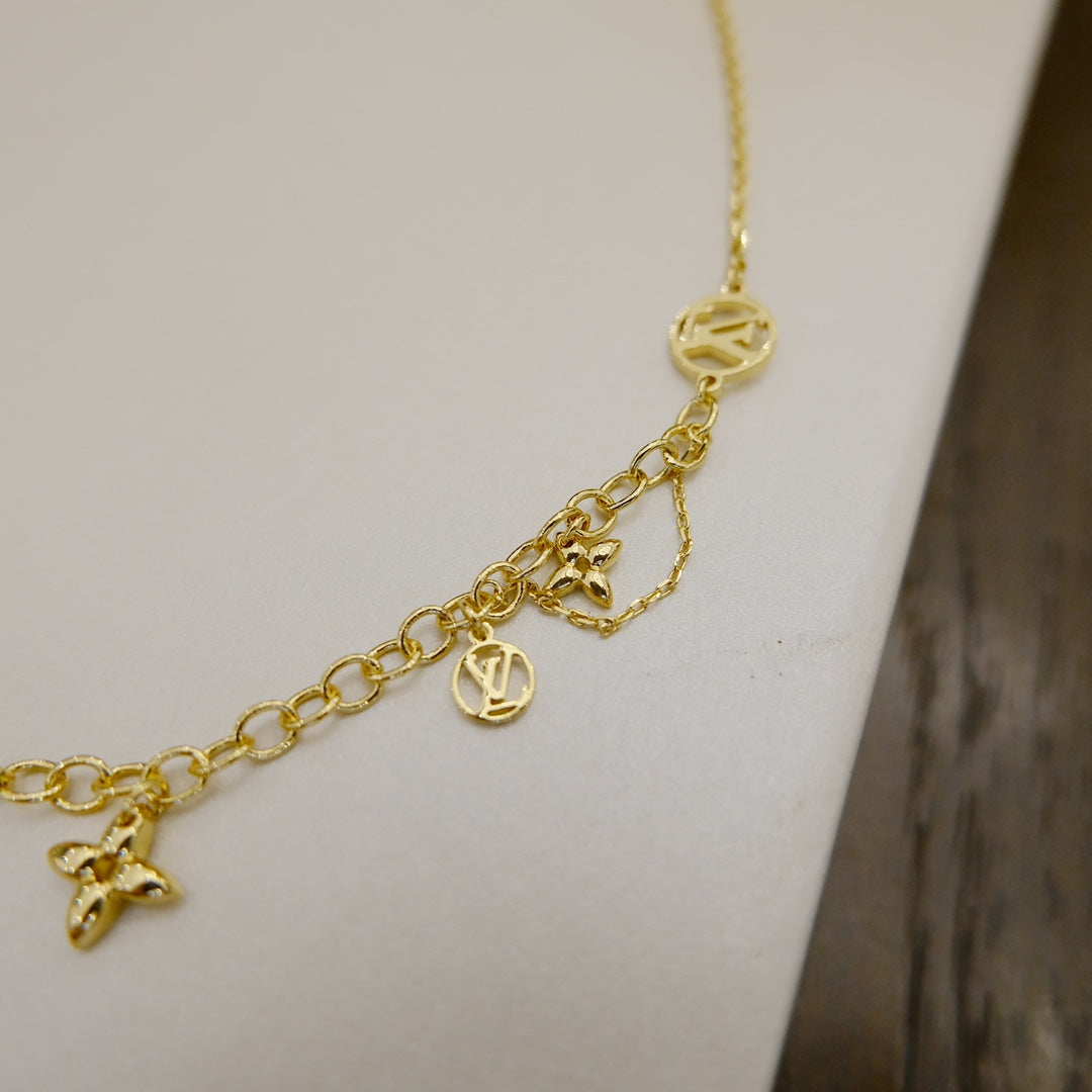 [⭐Hevara Jewelry]BLOOMING SUPPLE NECKLACE BRASS