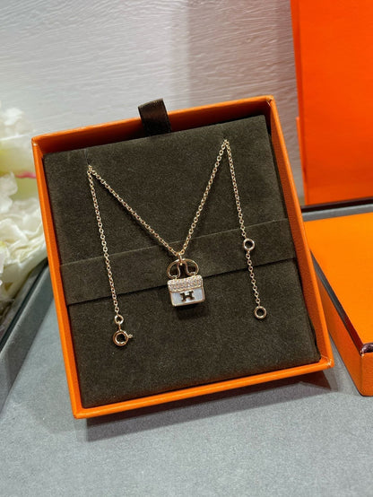 [⭐Hevara Jewelry]H CIRCE MOISSANITE PENDANT NECKLACE GOLD