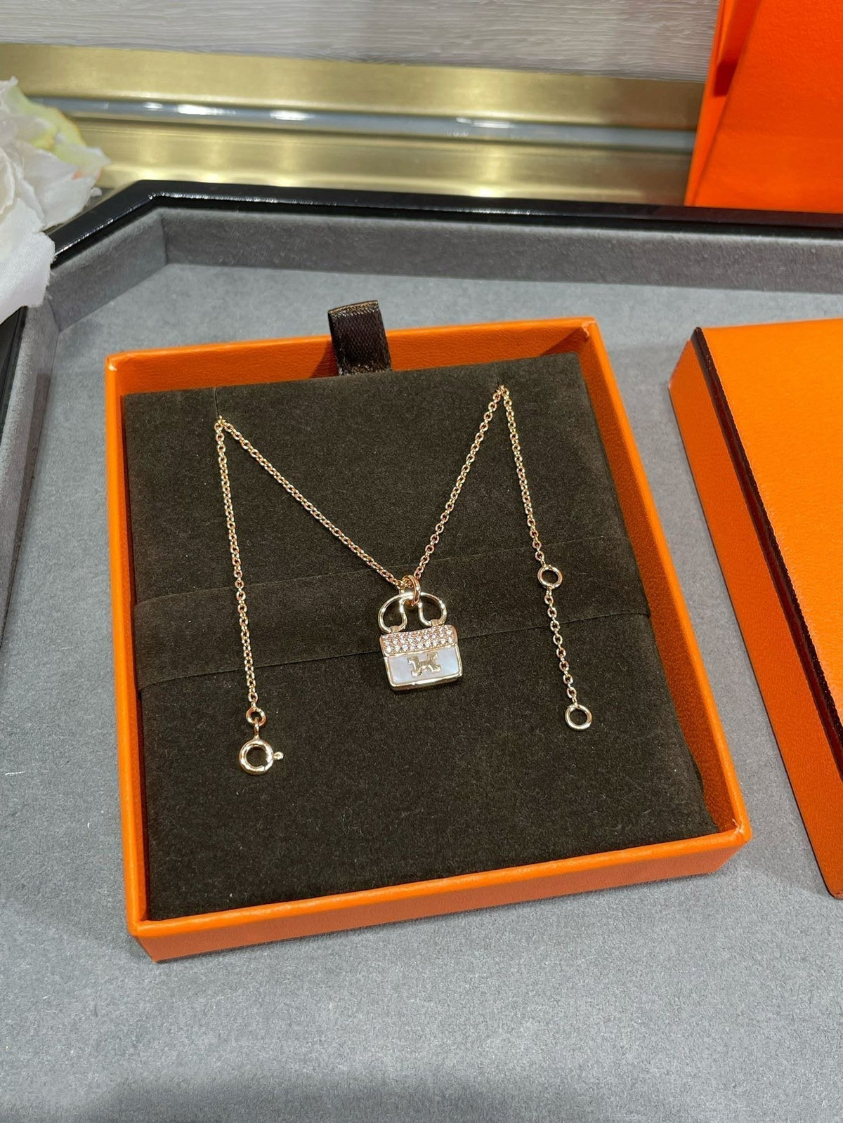 [⭐Hevara Jewelry]H CIRCE MOISSANITE PENDANT NECKLACE GOLD