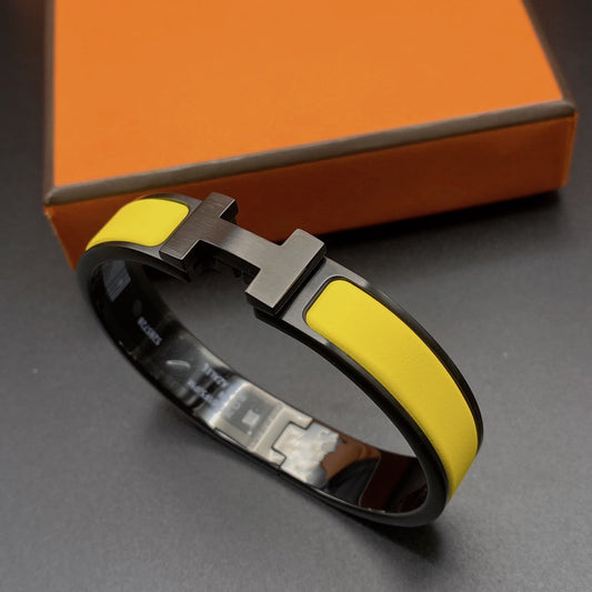 [⭐Hevara Jewelry]CLIC HM SO BLACK YELLOW BRACELET