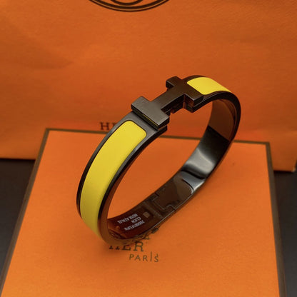[⭐Hevara Jewelry]CLIC HM SO BLACK YELLOW BRACELET