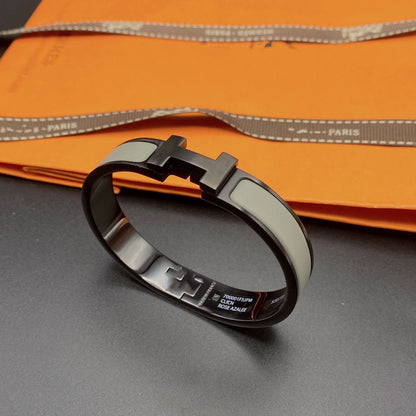 [⭐Hevara Jewelry]CLIC HM SO BLACK GREY BRACELET