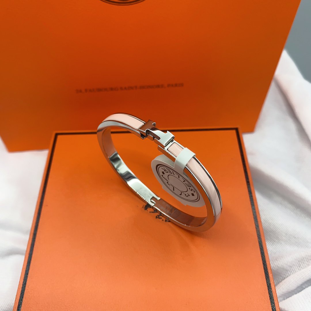[⭐Hevara Jewelry]CLASSIC HM CLIC  PINK 8MM ENAMEL BRACELET