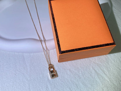 [⭐Hevara Jewelry]HM ADVANCED NICHE LOCK HEAD NECKLACE DIAMONDS