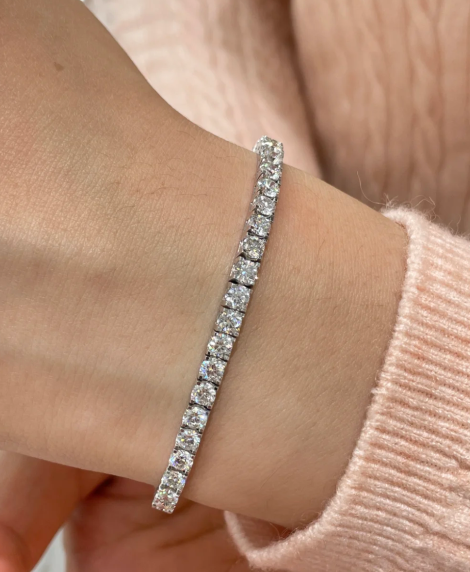 [⭐Hevara Jewelry]  CLASSIC BASEBALL BRACELAT, 52 DIAMOND