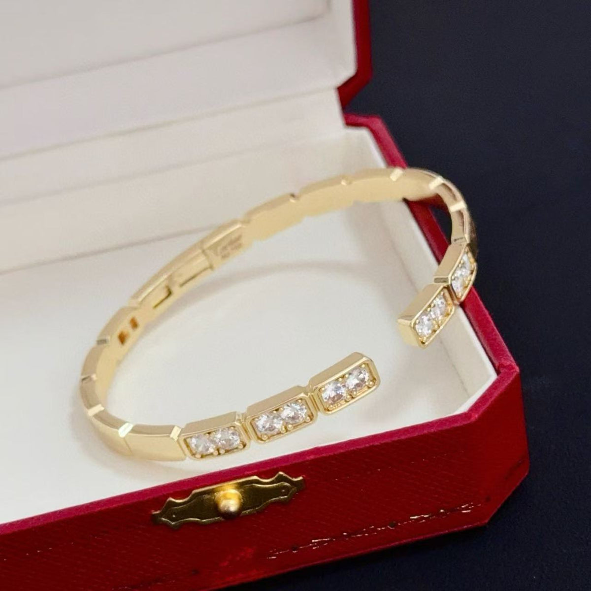 [⭐Hevara Jewelry jewelrys]LOVE DIAMOND OPEN  BRACELET
