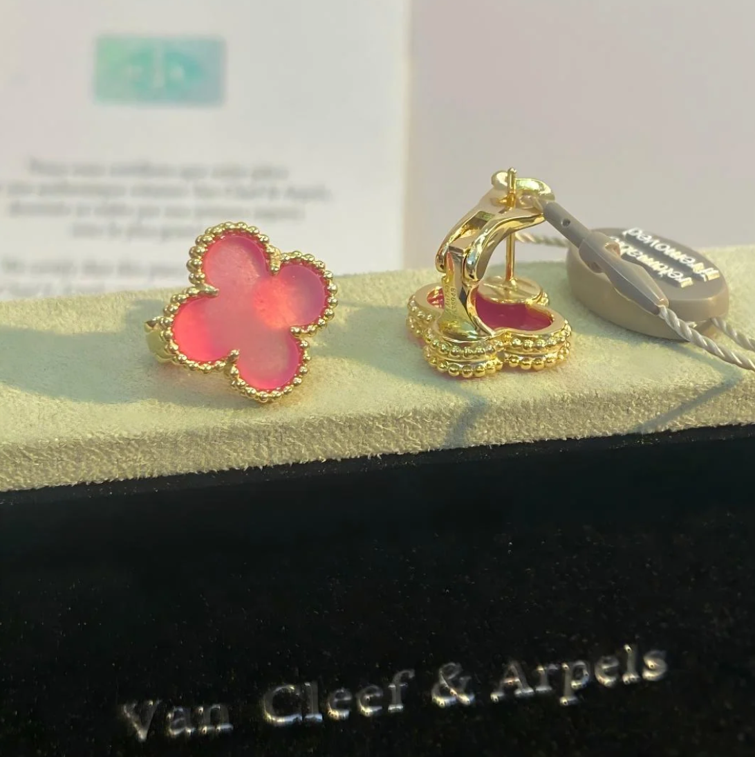 [⭐Hevara Jewelry]NEW CLOVER 15MM PINK ENAMEL STUD EARRINGS