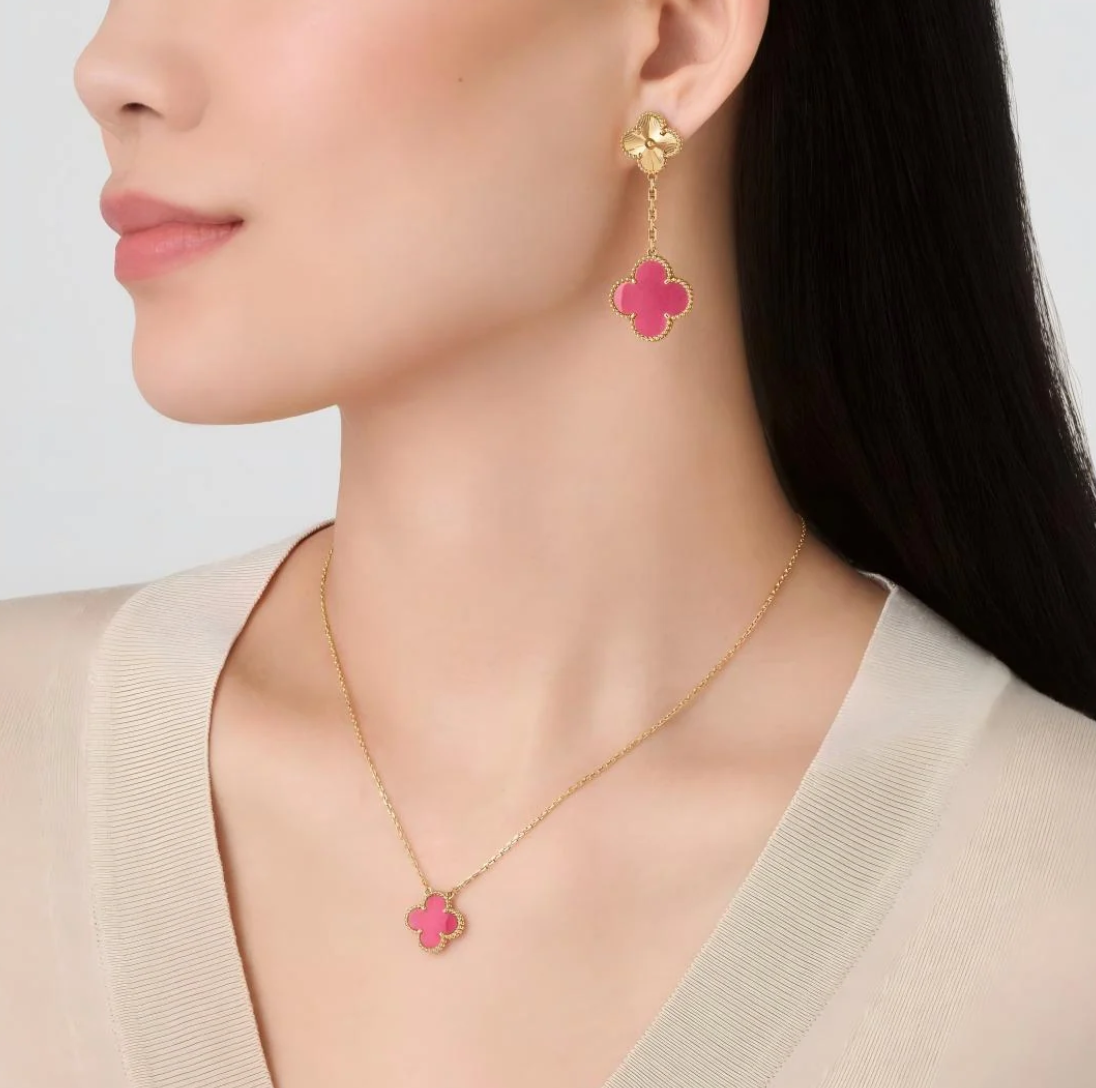 [⭐Hevara Jewelry]NEW CLOVER 2 MOTIF PINK ENAMEL EARRINGS