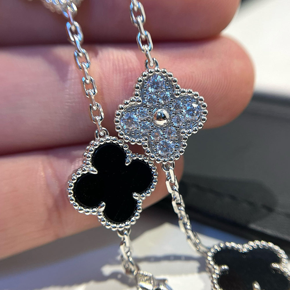 [⭐Hevara Jewelry] CLOVER 5 MOTIF ONYXS BRACELET COLLECTION