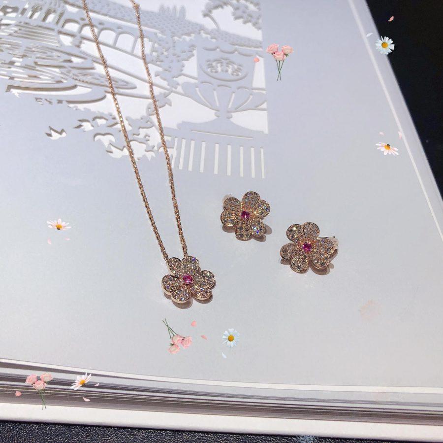 [⭐Hevara Jewelry]FRIVOLE PINK GOLD FLOWER DIAMOND EARRINGS