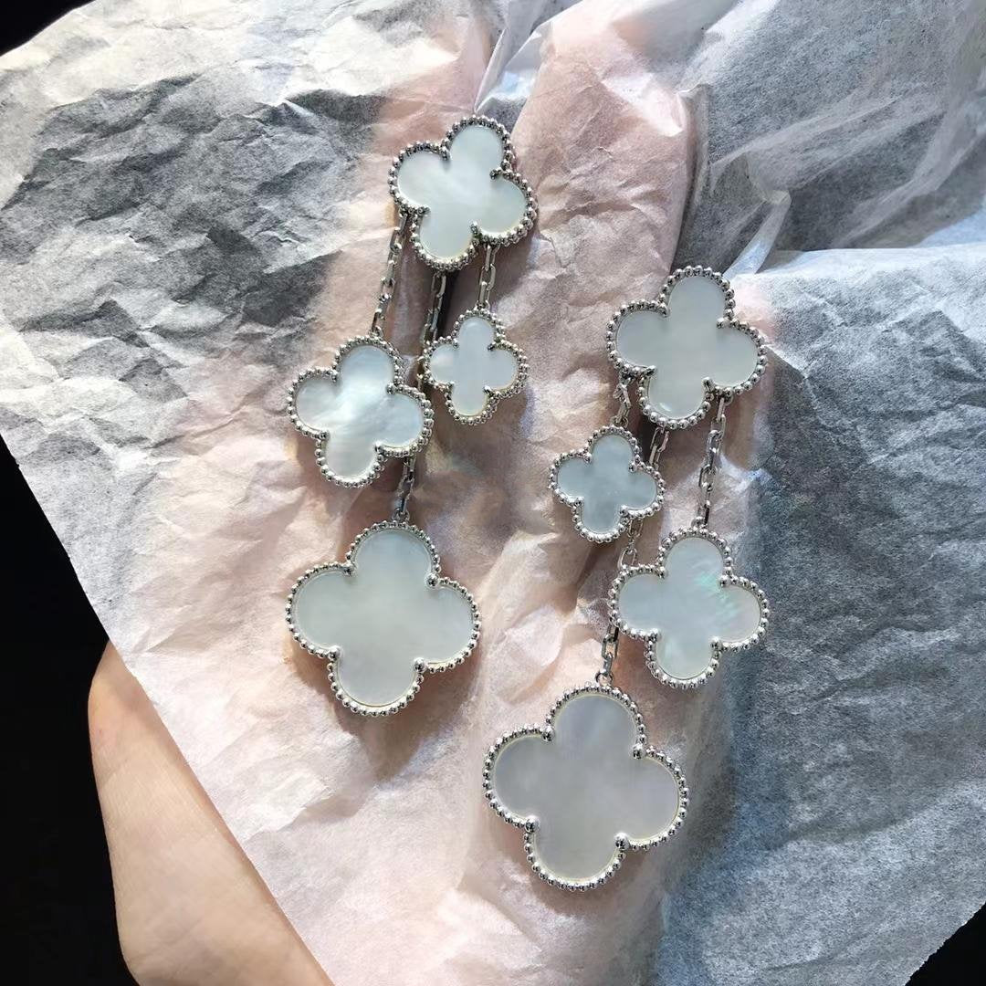 [⭐Hevara Jewelry]CLOVER EARRINGS WHITE MOP 4 MOTIFS SILVER