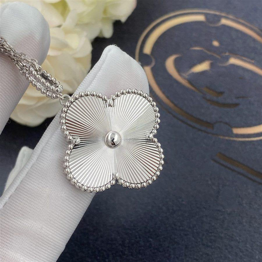 [⭐Hevara Jewelry]CLOVER 25MM SILVER BIG CLOVER NECKLACE