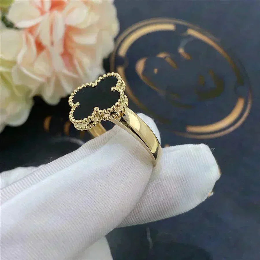 [⭐Hevara Jewelry]CLOVER ONYX RING
