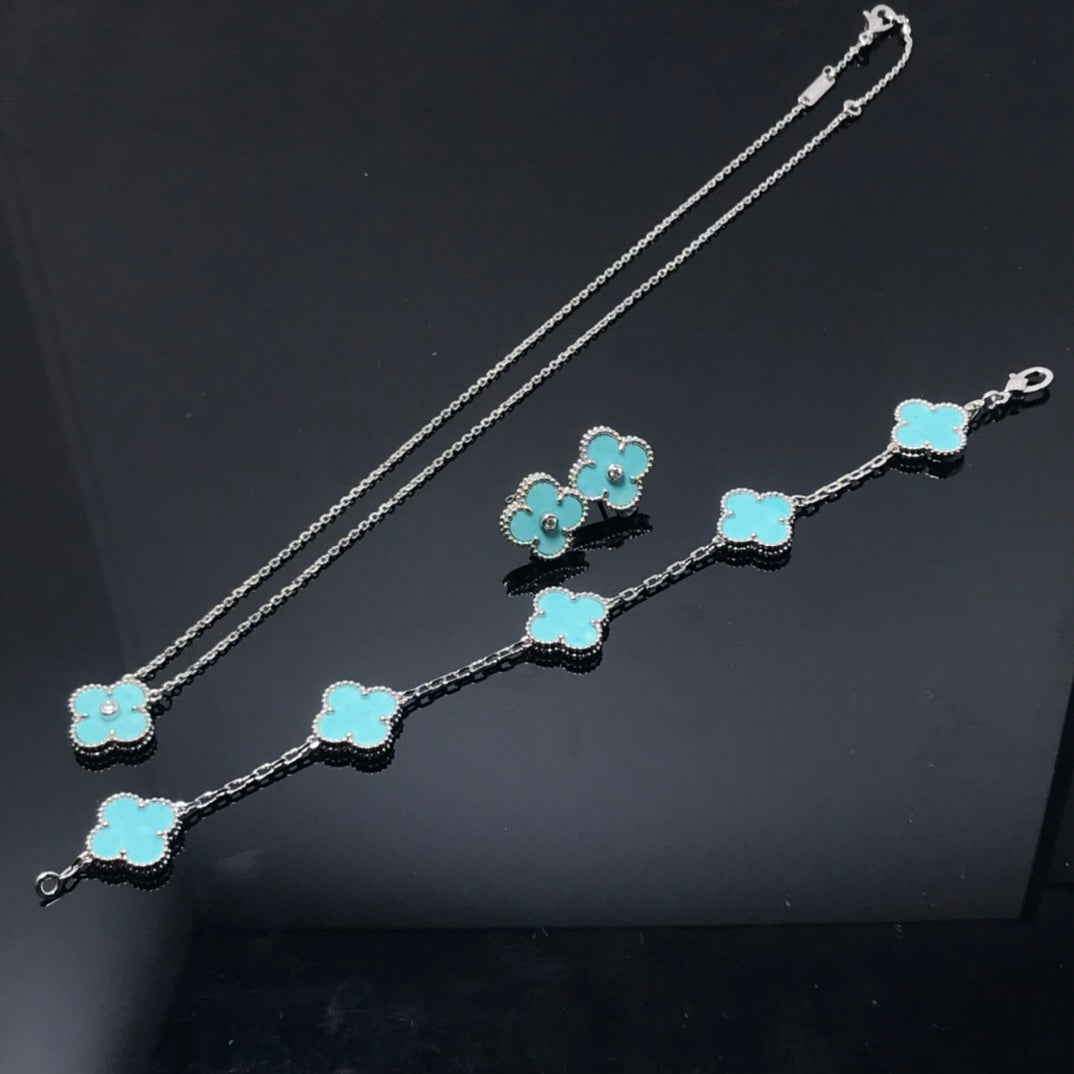 [⭐Hevara Jewelry]CLOVER 1 DIAMOND BLUE SKY SILVER EARRINGS