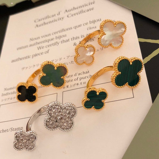 [⭐Hevara Jewelry]CLOVER BETWEEN THE FINGER RING