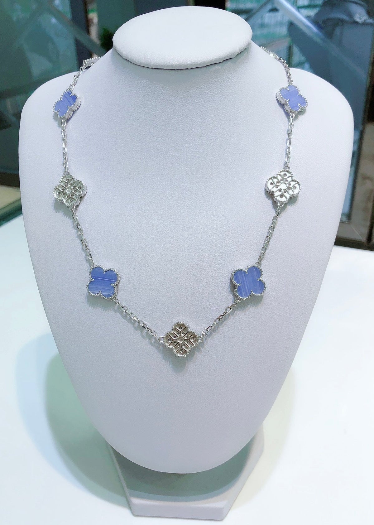 [⭐Hevara Jewelry]CLOVER 10 MOTIFS CHALCEDONY DIAMONDS SILVER NECKLACE