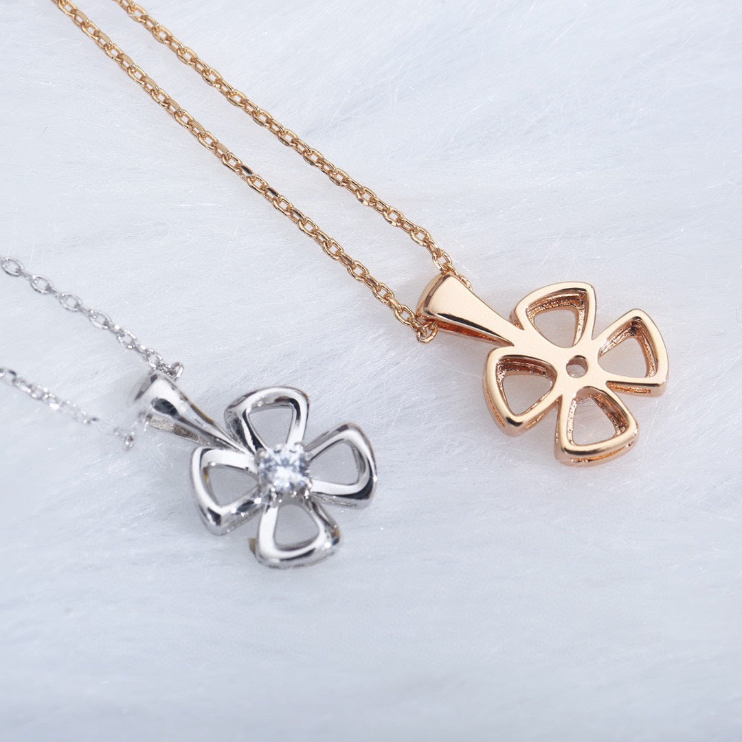[⭐Hevara Jewelry]FIOREVER NECKLACE DIAMOND CENTER