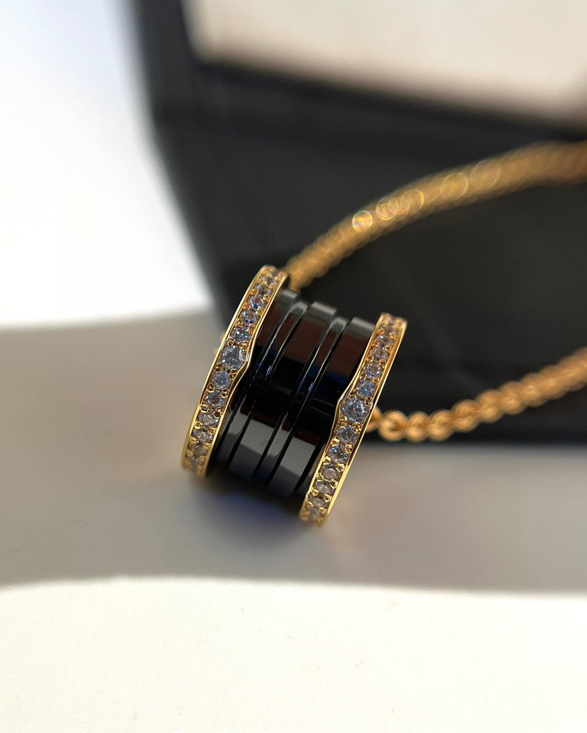 [⭐Hevara Jewelry]ZERO 1 BLACK CERAMIC DIAMOND PINK GOLD NECKLACE