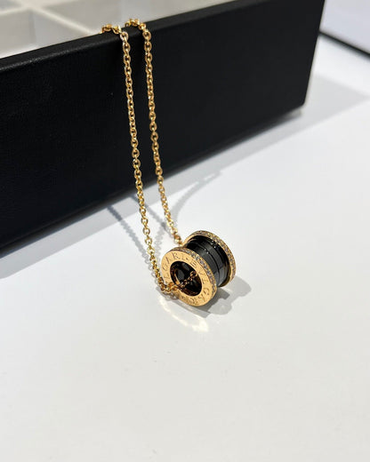 [⭐Hevara Jewelry]ZERO 1 BLACK CERAMIC DIAMOND PINK GOLD NECKLACE