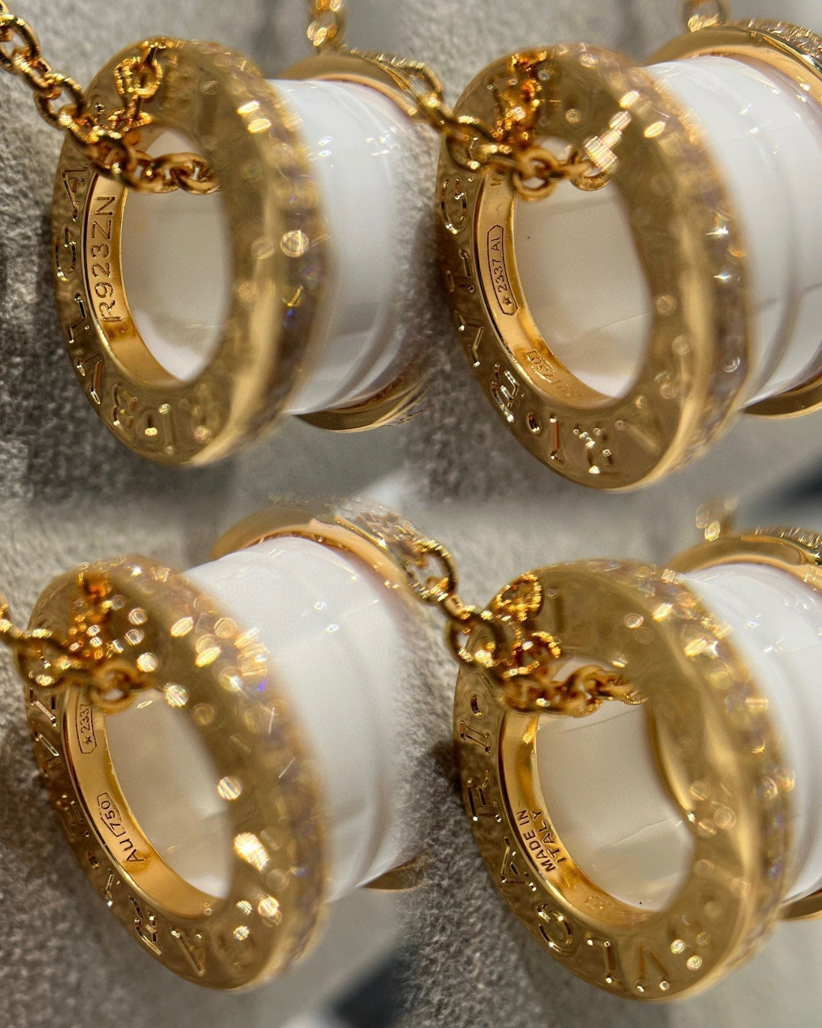 [⭐Hevara Jewelry]ZERO 1 WHITE CERAMIC DIAMOND PINK GOLD NECKLACE