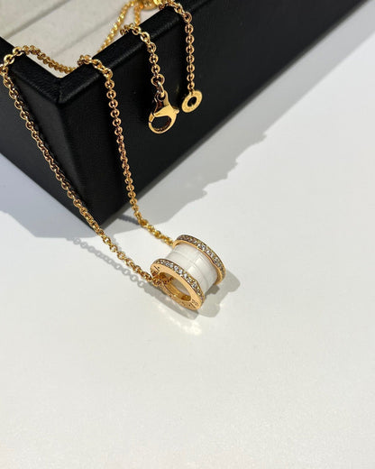 [⭐Hevara Jewelry]ZERO 1 WHITE CERAMIC DIAMOND PINK GOLD NECKLACE